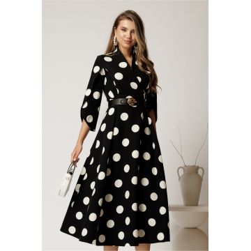Rochie midi neagra din stofa in clos cu buline mari si curea in talie