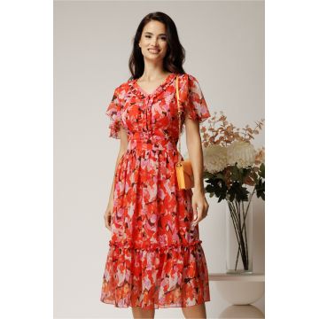 Rochie midi rosie din voal cu imprimeuri roz in clos cu volanase