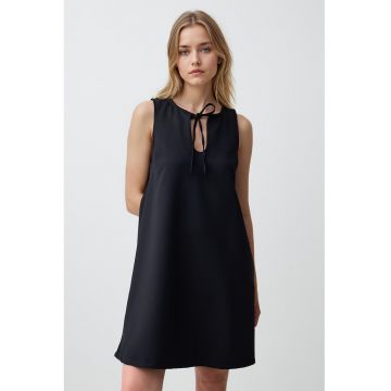 Rochie scurta lejera