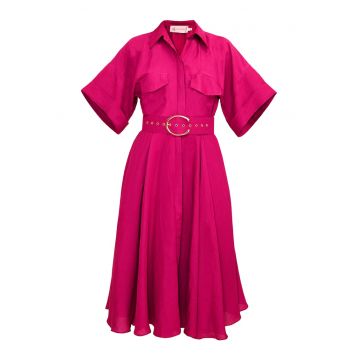 Rochie-camasa din amestec de in accesorizata cu o curea