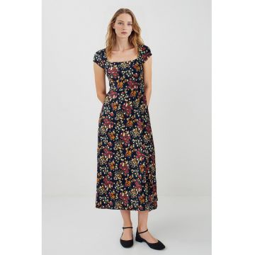 Rochie cu croiala in A si slit frontal