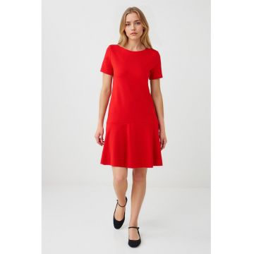 Rochie evazata cu maneci scurte