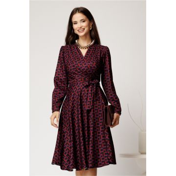 Rochie midi bordo din stofa cu imprimeuri mov si cordon in talie