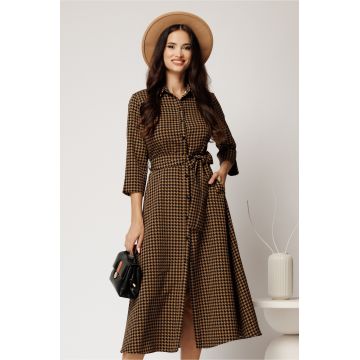 Rochie midi tip camasa maro cu imprimeuri pepit si curea in talie