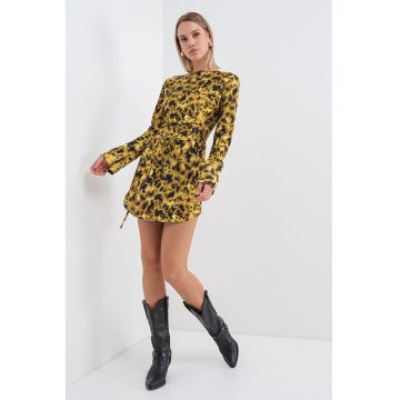 Rochie mini de satin cu prindere cu cordon