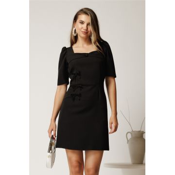 Rochie scurta neagra din stofa cu fundite
