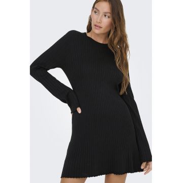 Rochie tricotata si striata