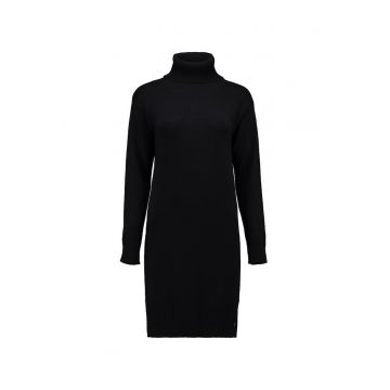 Rochie uni cu guler inalt