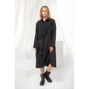 Set rochie neagra oversize cu guler tip camasa si vesta cu volanas