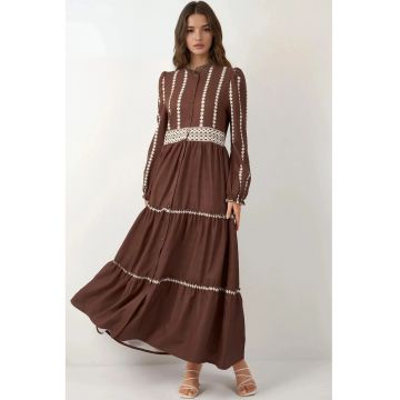 Rochie maxi imprimeu floral - culoare maro - material textil Rochie maxi imprimeu floral - culoare maro - material textil