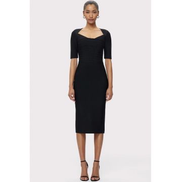 Rochie midi cu umarul gol si efect de sculptare a siletei HL2