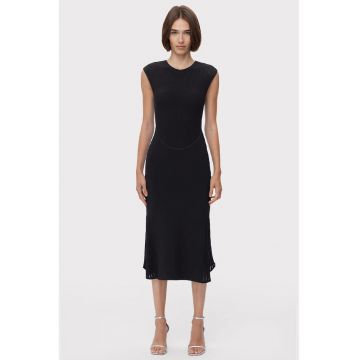 Rochie midi fara maneci si decolteu rotund