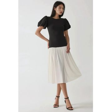 Rochie midi -  mulata - guler rotund - tricotata
