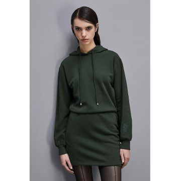 Rochie mini tip hanorac cu maneca lunga - decolteu rotund si gluga