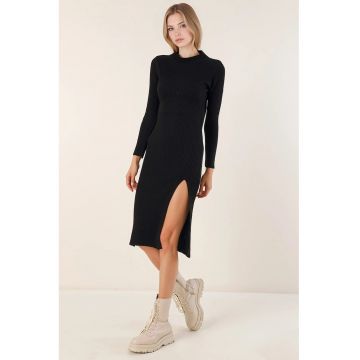 Rochie  tricotata - guler rotund - neagra -