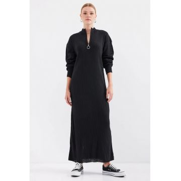 Rochie tricotata  texturata - guler inalt - fermoar - neagra - tricot -