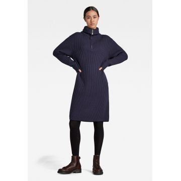 Rochie-pulover din amestec de lana cu guler inalt si striatii