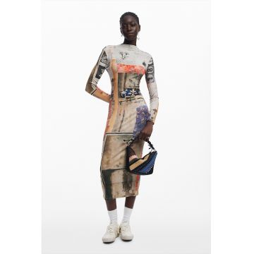 Rochie lunga cambrata cu model