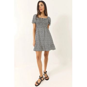 Rochie mini -  guler patrat - volane florale - negru - viscoza