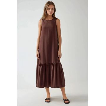 Rochie maxi -  croiala in forma de A - fara maneci - maro - bumbac Rochie maxi -  croiala in forma de A - fara maneci - maro - bumbac