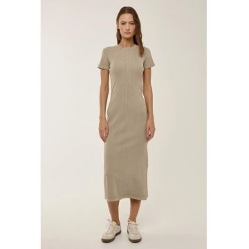 Rochie midi -  maneca scurta - guler rotund - bej - tricotaj