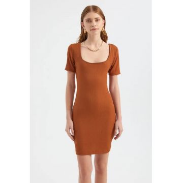 Rochie mini -  maneca scurta - maro - textil Rochie mini -  maneca scurta - maro - textil
