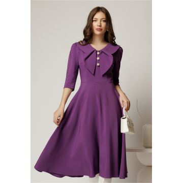 Rochie mov clos de ocazie cu guler maxi si nasturi perluta