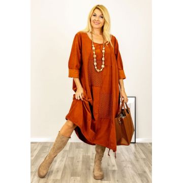 Rochie oversize A-line, din catifea reiata cu snur in partea de jos, caramizie Rochie oversize A-line, din catifea reiata cu snur in partea de jos, caramizie