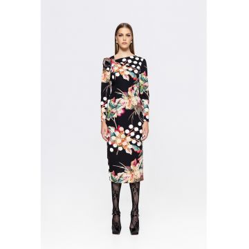 Rochie cambrata cu decolteu asimetric