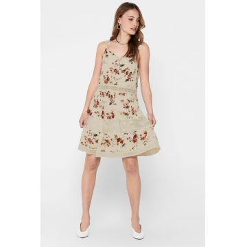 Rochie cu decolteu in V si insertii brodate si dantela