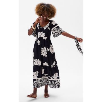 Rochie cu imprimeu floral si maneci scurte