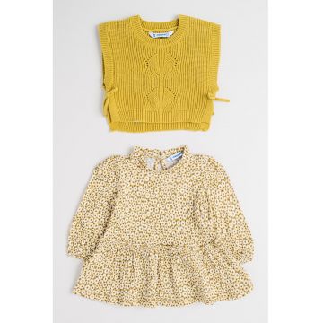 Rochie cu model floral si maneci lungi