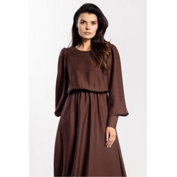 Rochie evazata cu decolteu rotund