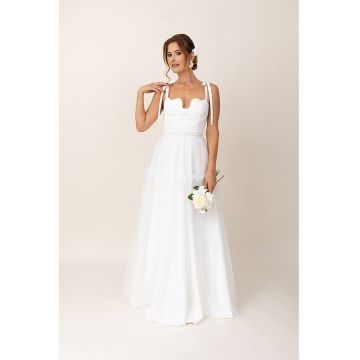 Rochie maxi evazata cu funde pe umeri