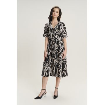 Rochie midi cu design si model