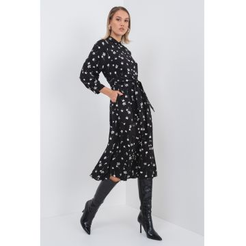 Rochie midi cu model floral si maneci trei sferturi
