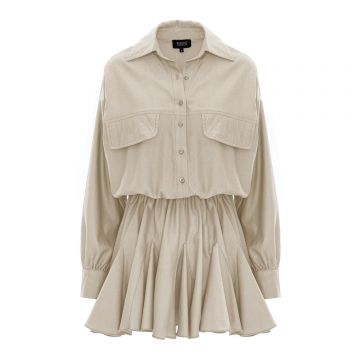 Rochie-cămașă supradimensionată bej cu talie încrețită și tiv cu volane
