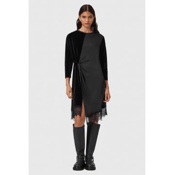 Rochie cu croiala dreapta si terminatie din dantela