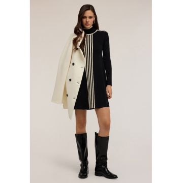 Rochie cu imprimeu si croiala lejera