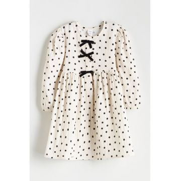 Rochie evazata cu buline