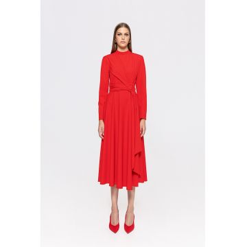 Rochie evazata cu detaliu cu volane