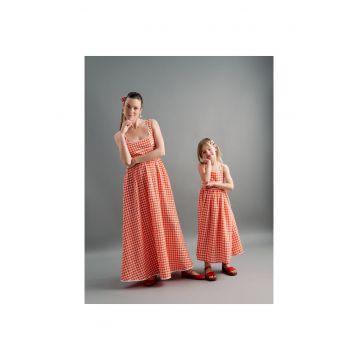 Rochie evazata in carouri