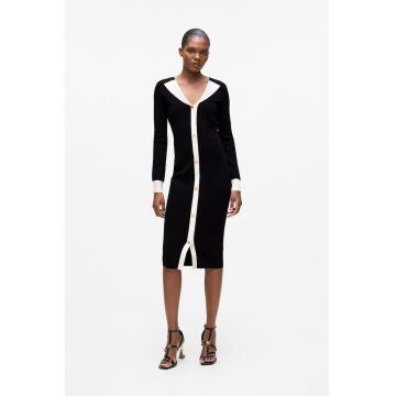 Rochie midi tricotata cu nasturi