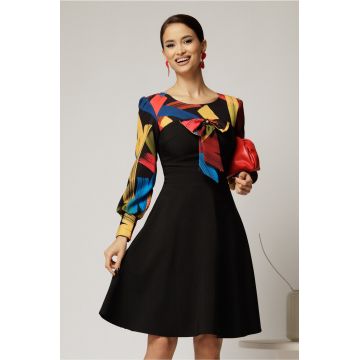 Rochie Andrada din stofa neagra cu funda si imprimeu colorat