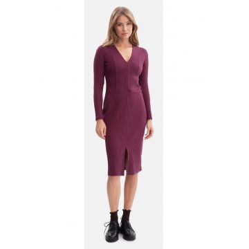 Rochie creion - B307 Pruna maneci lungi - decolteu in V - Tiv ondulat - fara captuseala - lungime midi