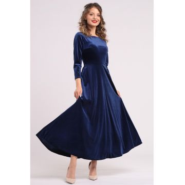 Rochie cu aspect de catifea si buzunare laterale