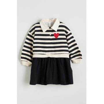 Rochie cu model 2-in-1 si guler clasic