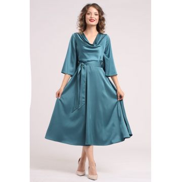 Rochie din satin cu decolteu drapat