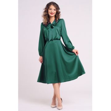 Rochie din satin cu funda din panglici