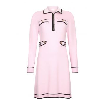 Rochie dreapta cu nasturi tip bijuterie